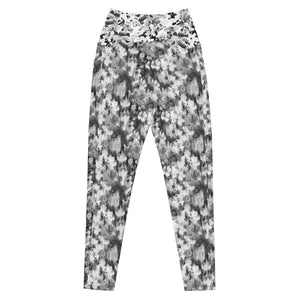 Black and White Blurred Flowers Crossover leggings with pockets