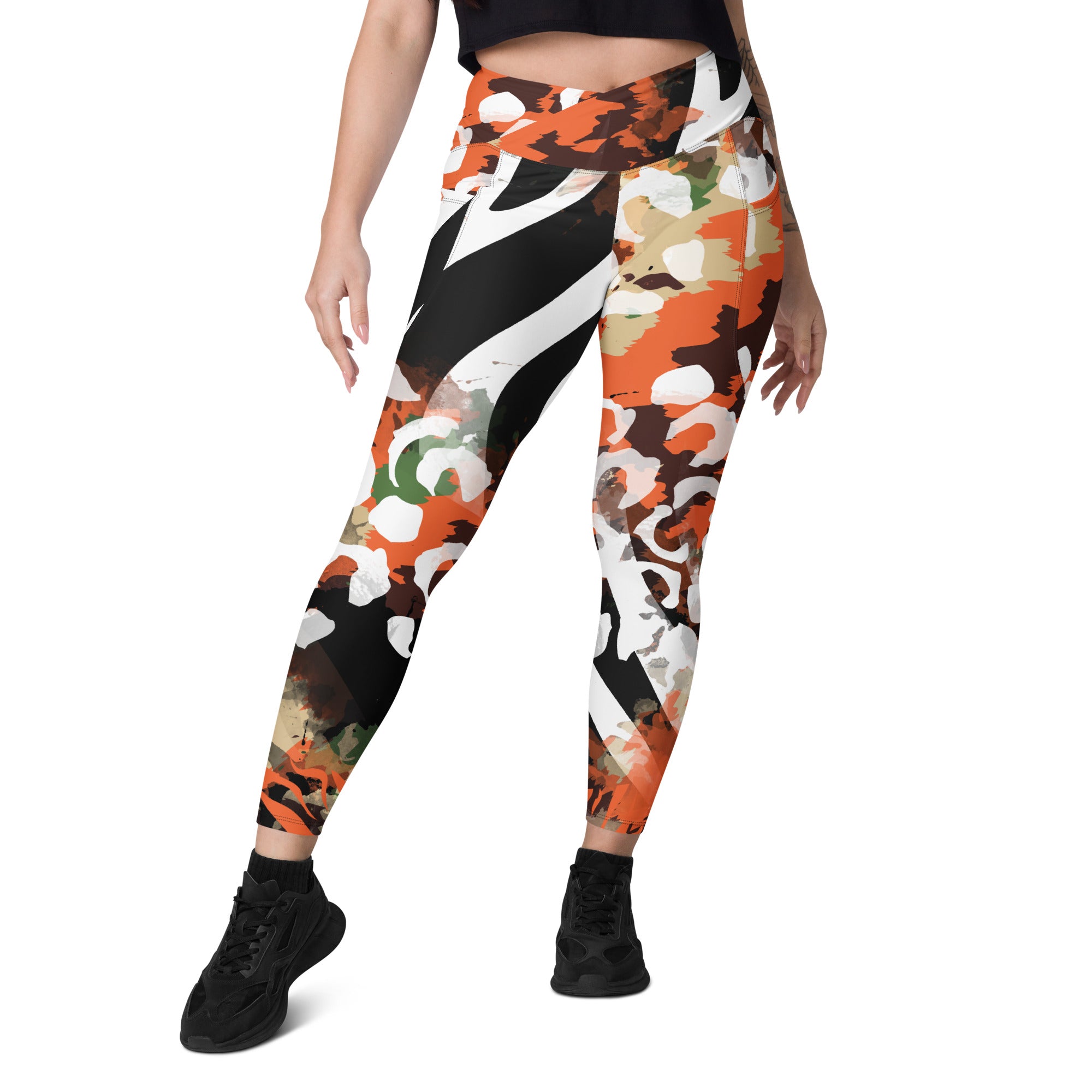 In the Jungle Crossover Leggings with pockets