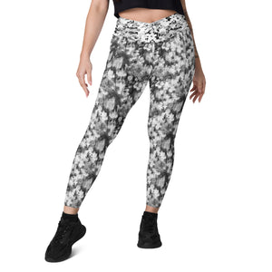 Black and White Blurred Flowers Crossover leggings with pockets