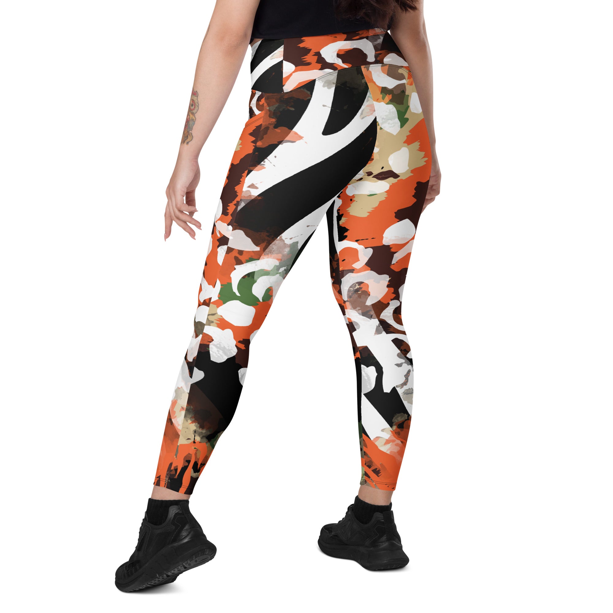 In the Jungle Crossover Leggings with pockets