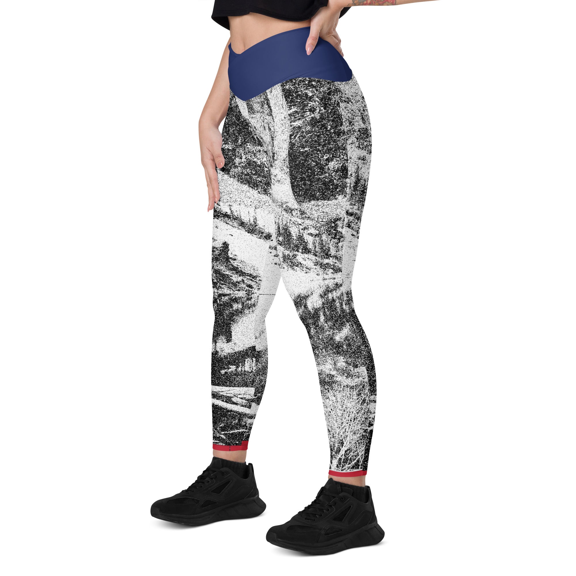 Colorado Mtn and Flag Crossover leggings with pockets