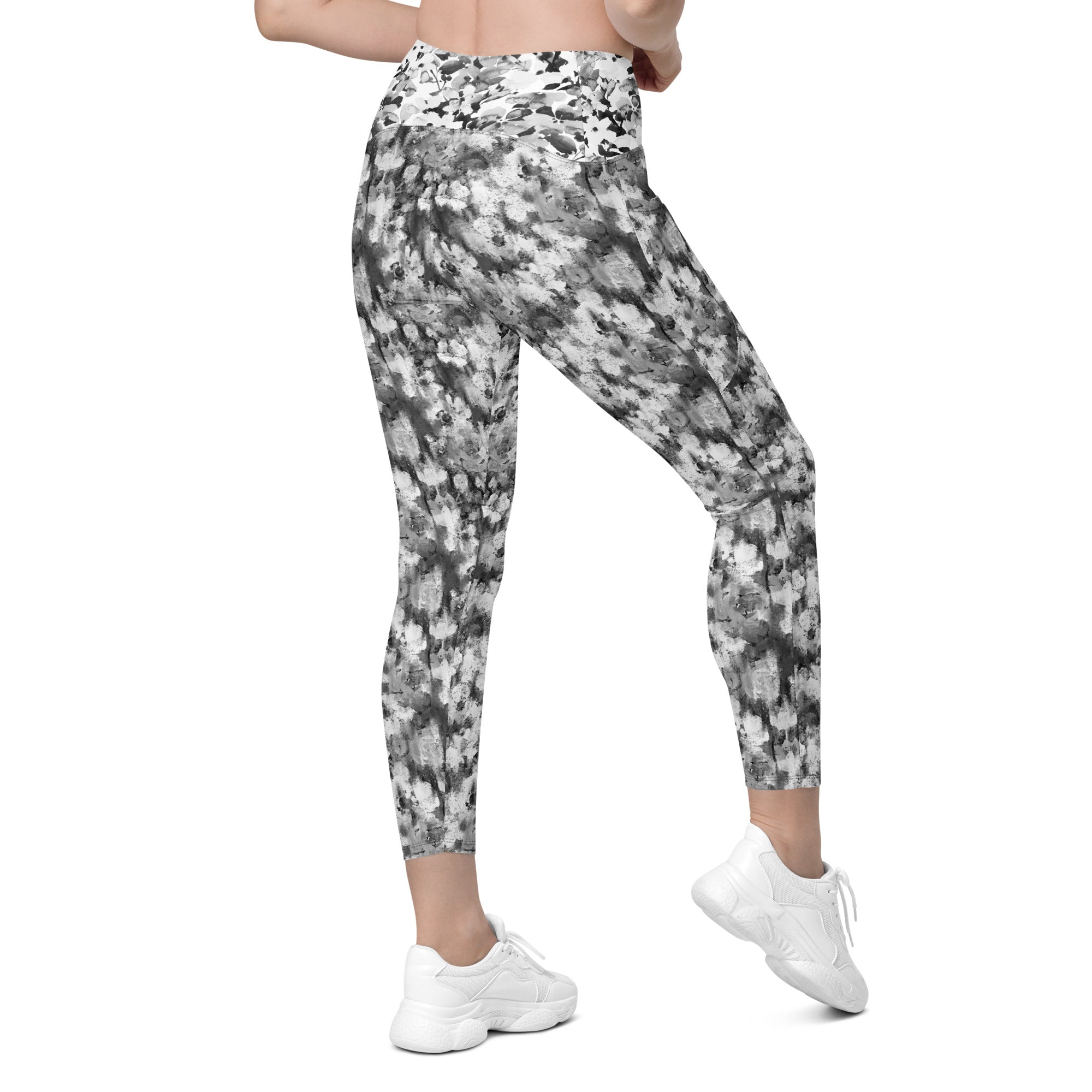 Black and White Blurred Flowers Crossover leggings with pockets